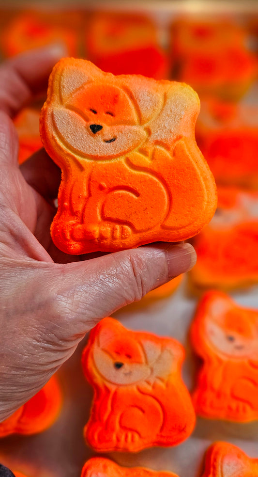 Bombe renard avec insertions de couleurs abricot printanier