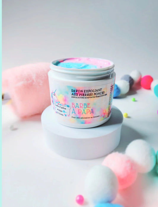 Savon fouetté exfoliant aux pierres ponces