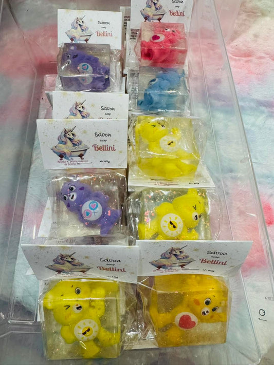 Savon transparent avec jouet à l'intérieur ourson magique(bellini)
