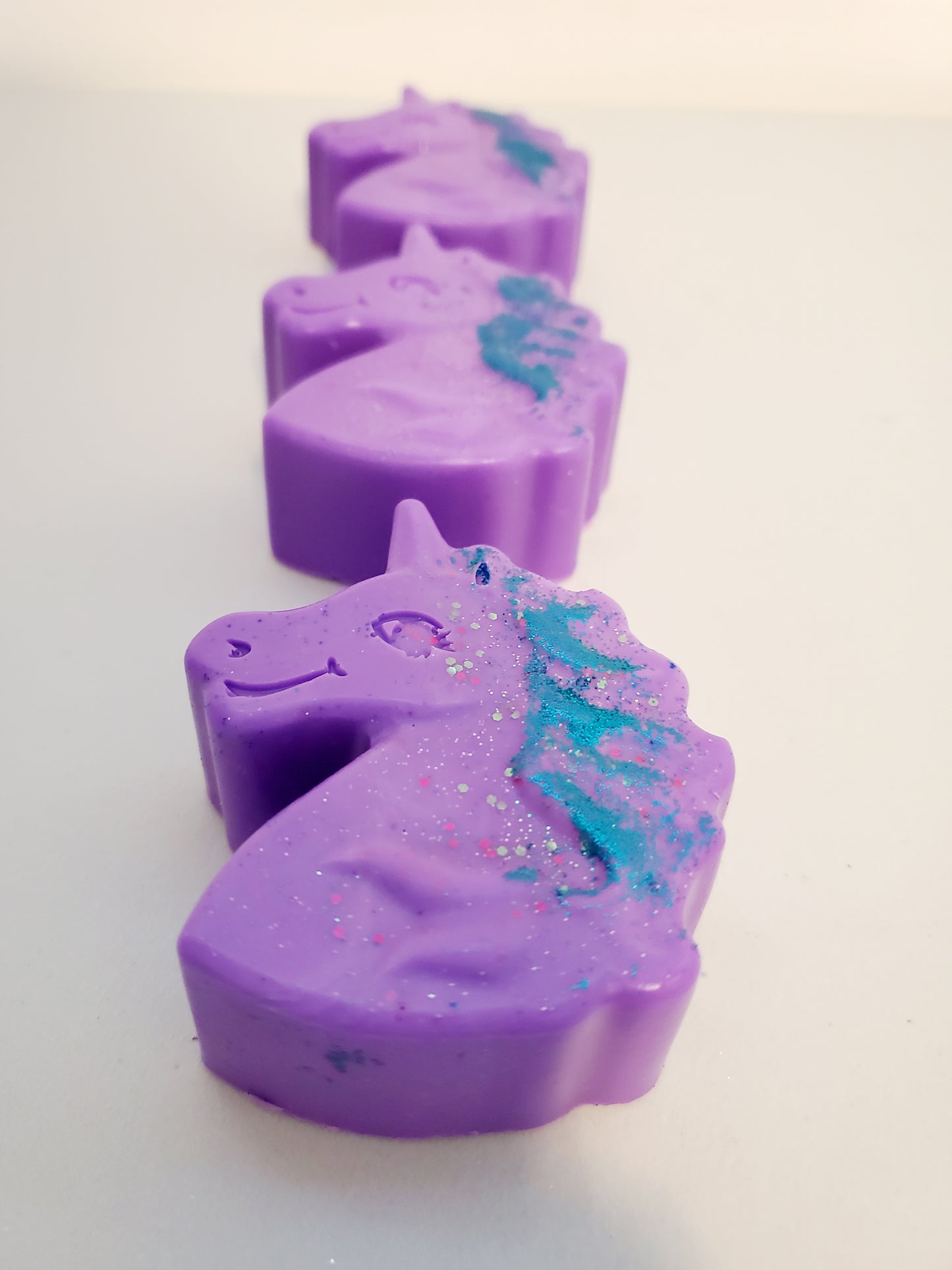 Savon licorne aux 3 beurres raisin