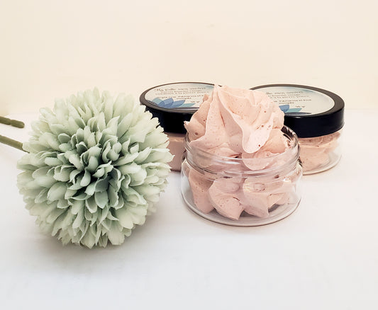 Savon fouetté visage avec exfoliant à la pierre ponce Argile rose Palmarosa rose musquée