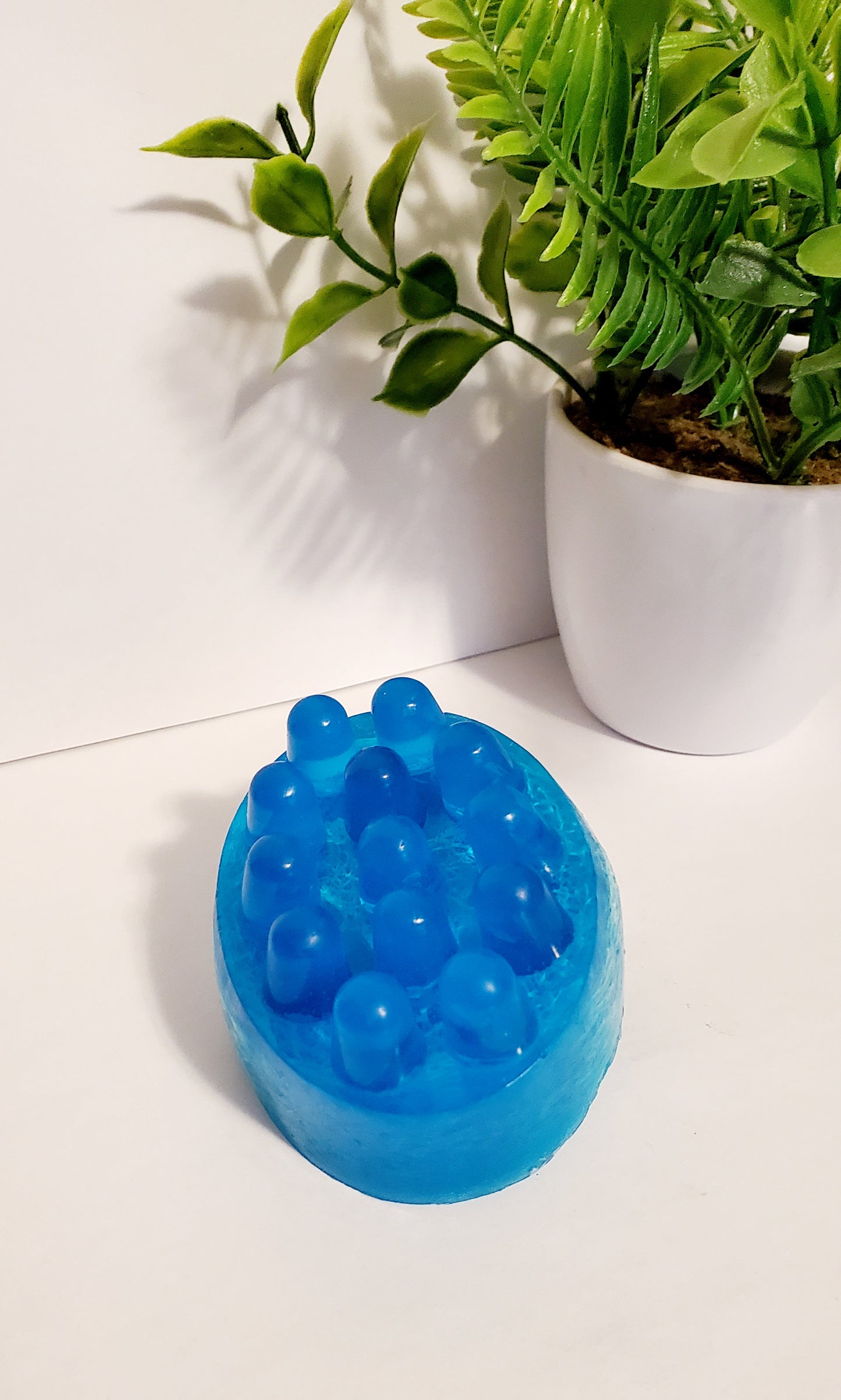 Savon massage avec loofah pour exfoliation aux huiles essentielles