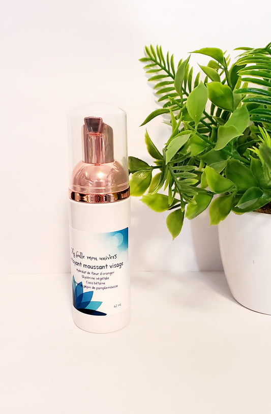 Nettoyant moussant pour le visage