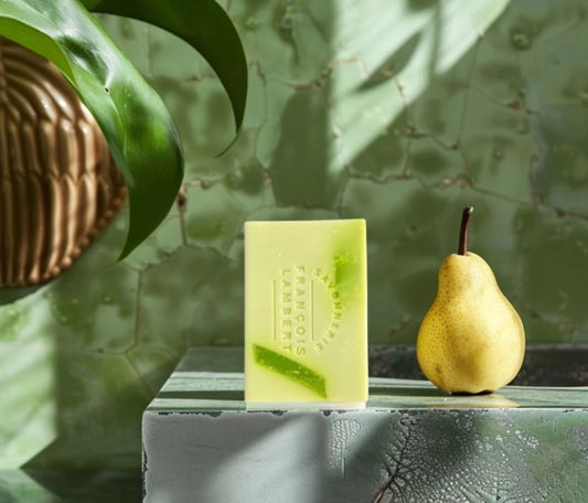 Savon au lait de brebis - Poire et peau de banane