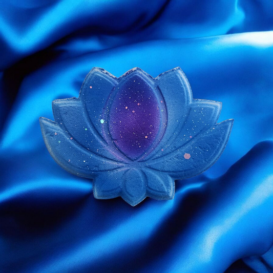 Bombe de bain aux huiles essentielles DÉCONTRACT avec insertions de couleurs